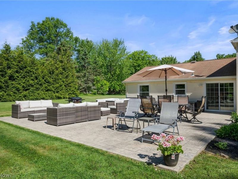 11341 Willow Hill Drive, Chesterland, OH 44026 Photo 3