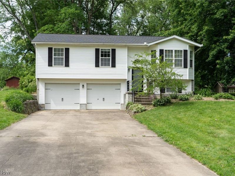 1211 Kingston Road , Uniontown, OH 44685 Photo 1