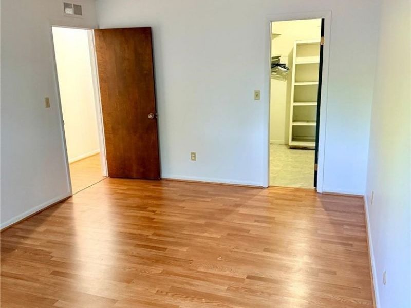 6250 Greenwood Parkway , Unit 202, Northfield Village, OH 44067 Photo 12