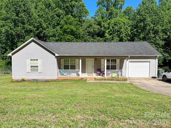 1213 Coventry Place NW, Conover, NC 28613