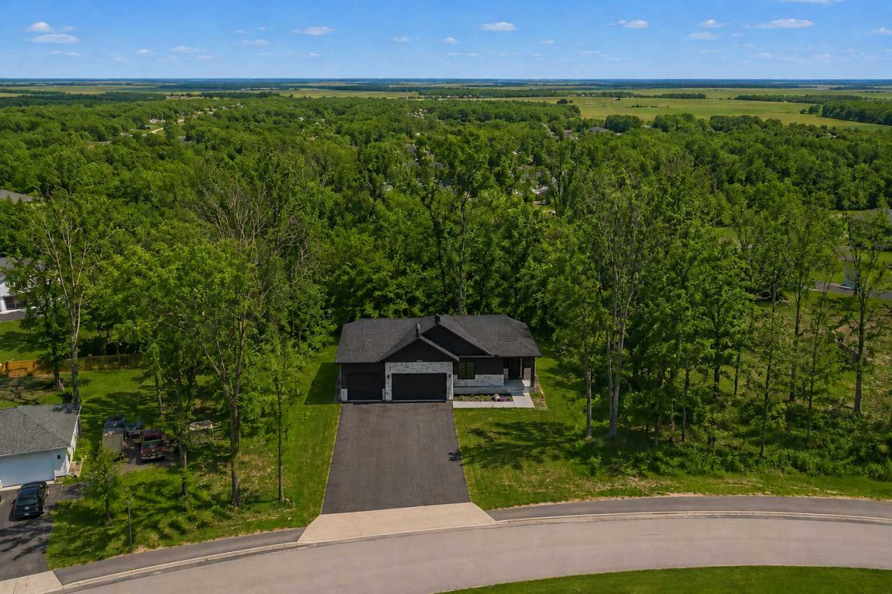 1407 Mineral Springs Parkway, Owatonna, MN 55060