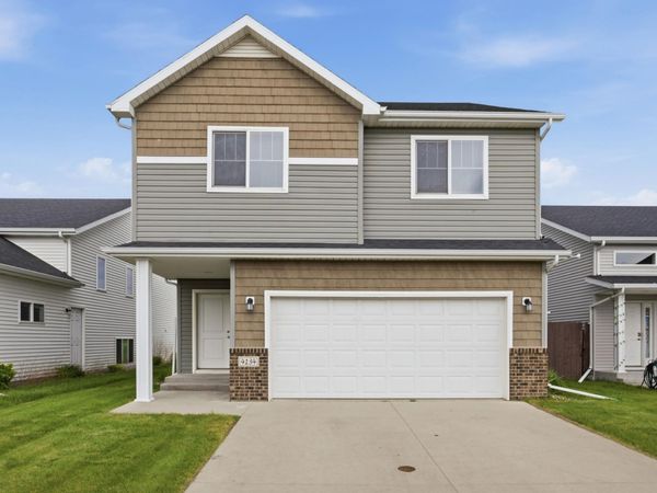4134 14th Avenue S, Moorhead, MN 56560