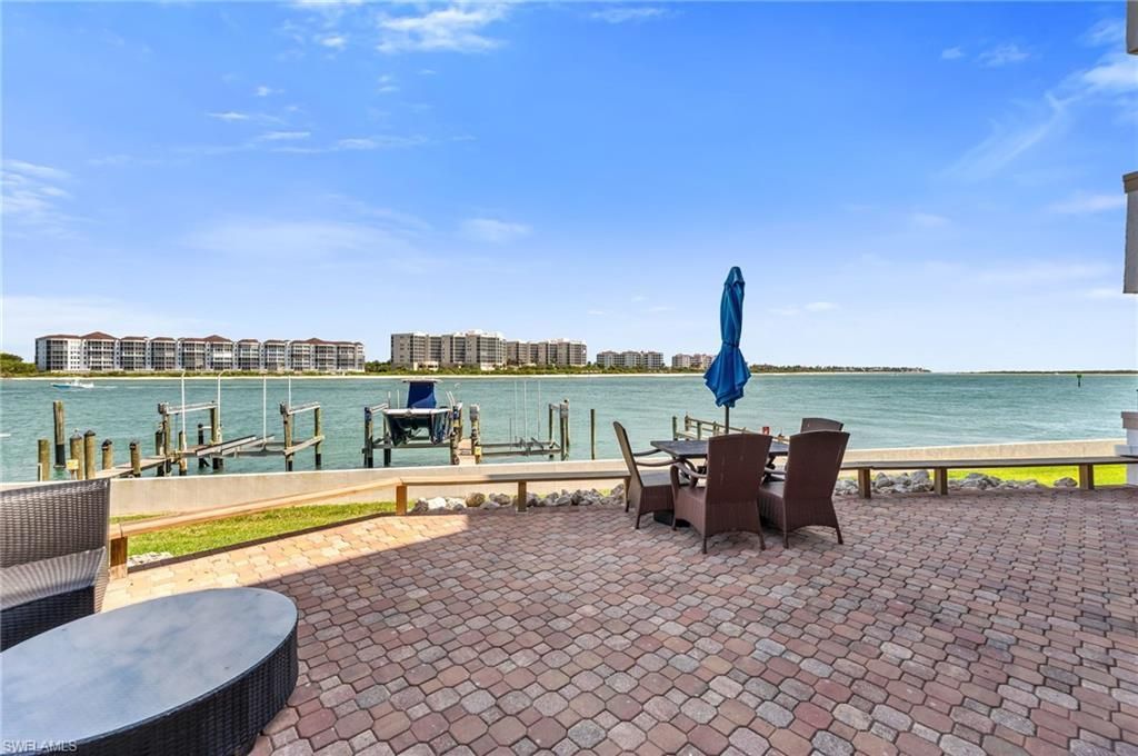 504 La Peninsula Blvd , Unit 504, Naples, FL 34113 Photo