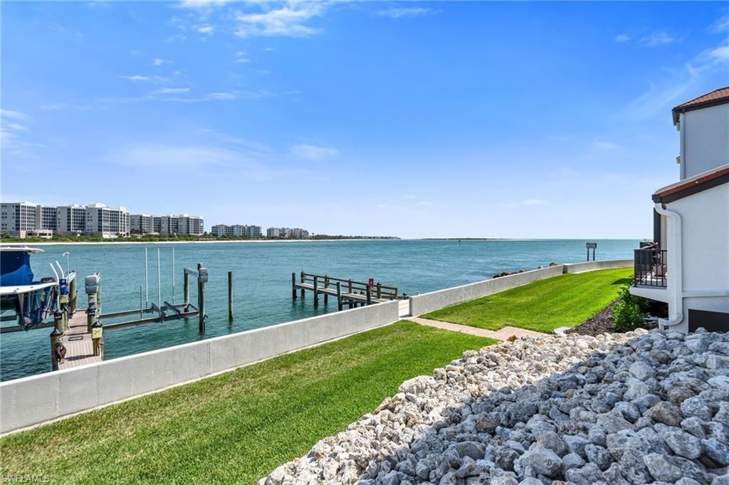 504 La Peninsula Blvd , Unit 504, Naples, FL 34113 Photo