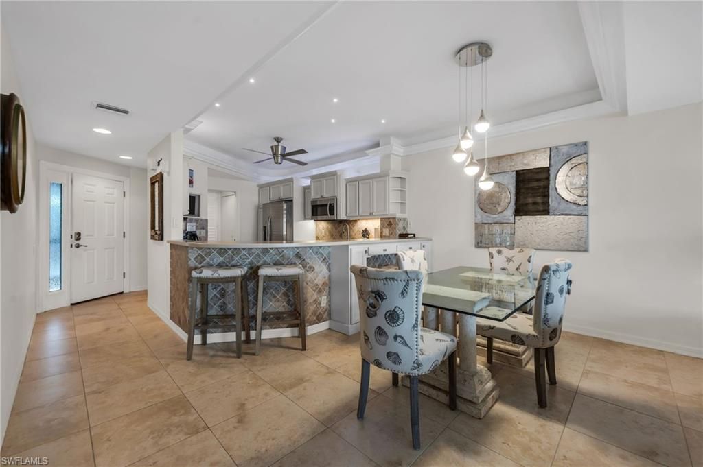 504 La Peninsula Blvd , Unit 504, Naples, FL 34113 Photo