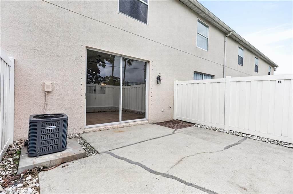 3610 Pine Oak Cir, Unit 106, Fort Myers, FL 33916 Photo