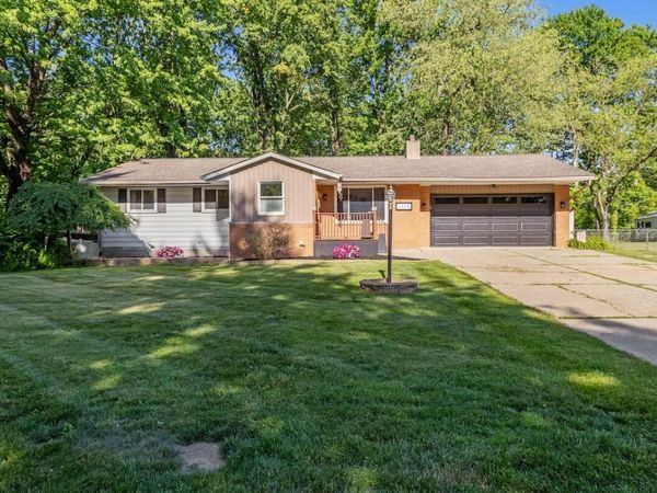 1358 Flamingo Street, Wixom, MI 48393