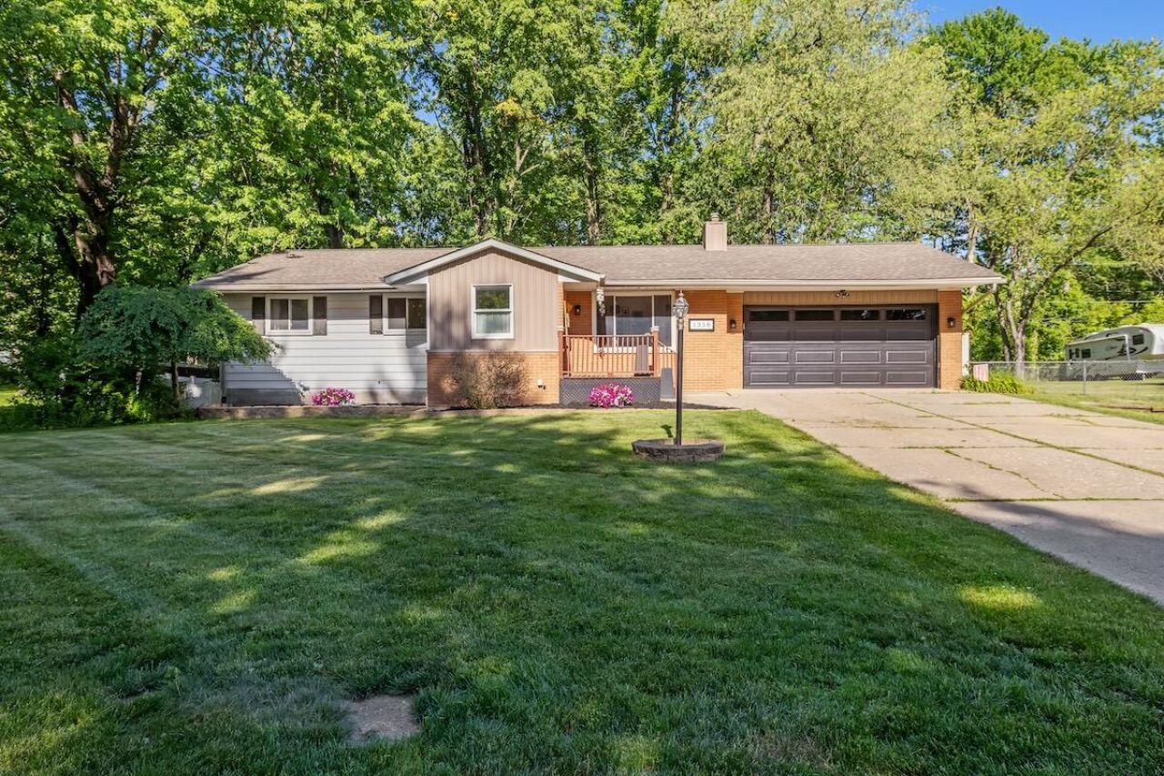1358 Flamingo Street, Wixom, MI 48393 Main Photo