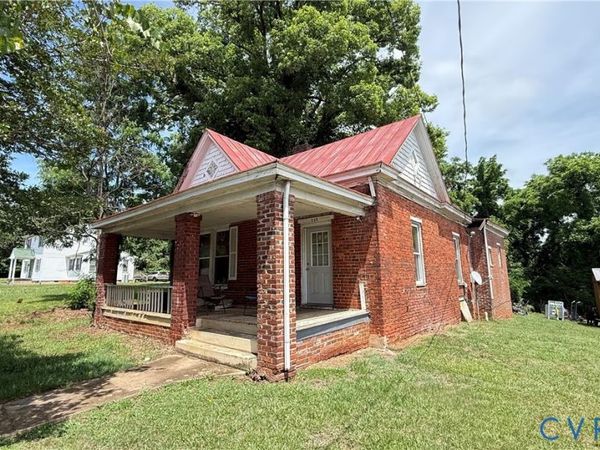 117 Moss Street , Martinsville, VA 24112