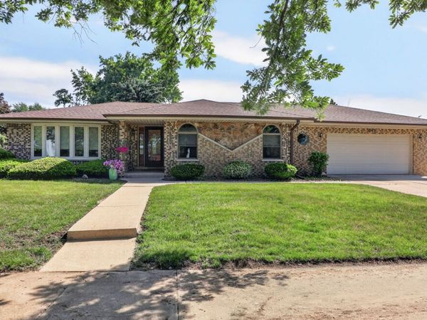 Downers Grove, IL 60516