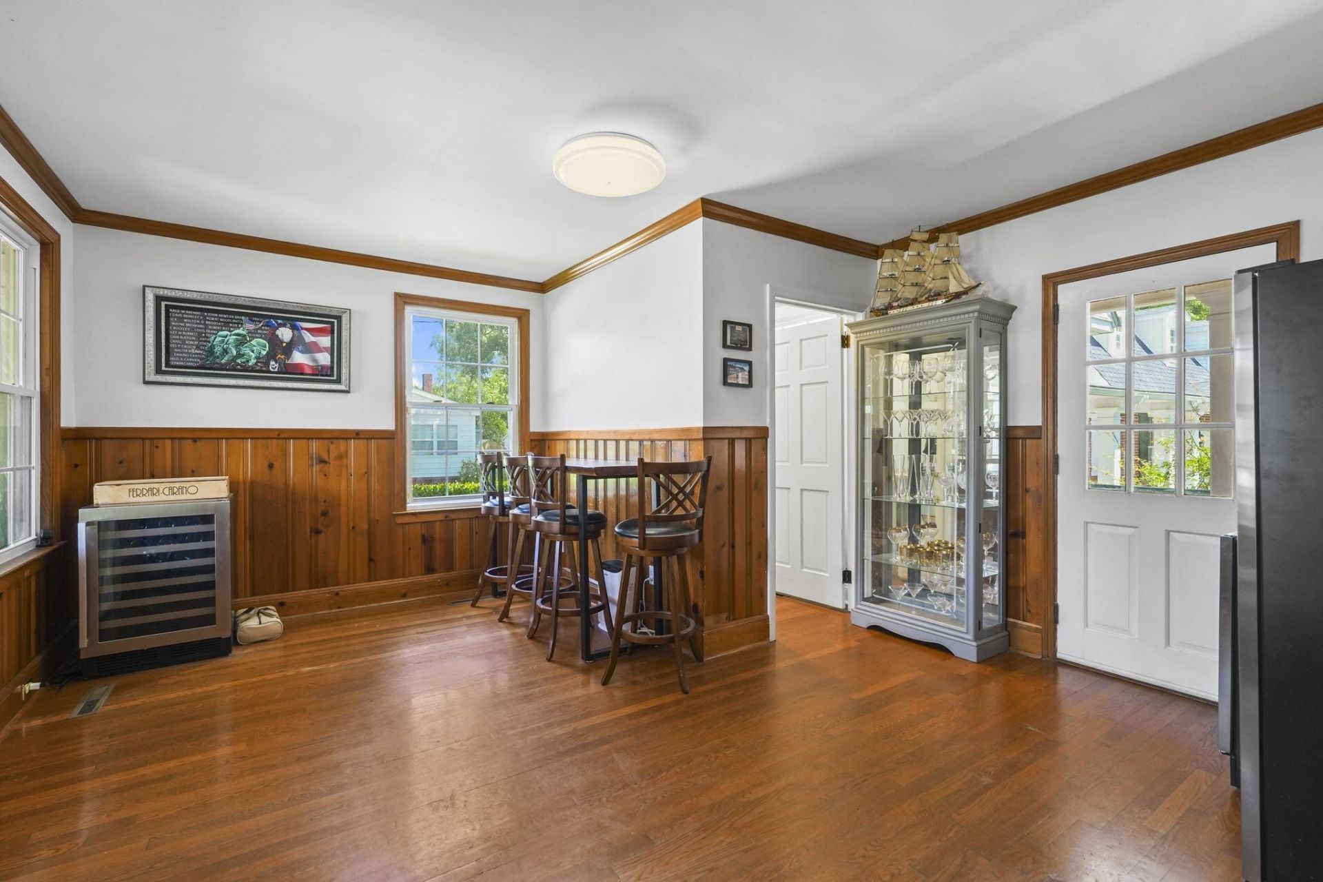 5622 Main St.  Photo 12