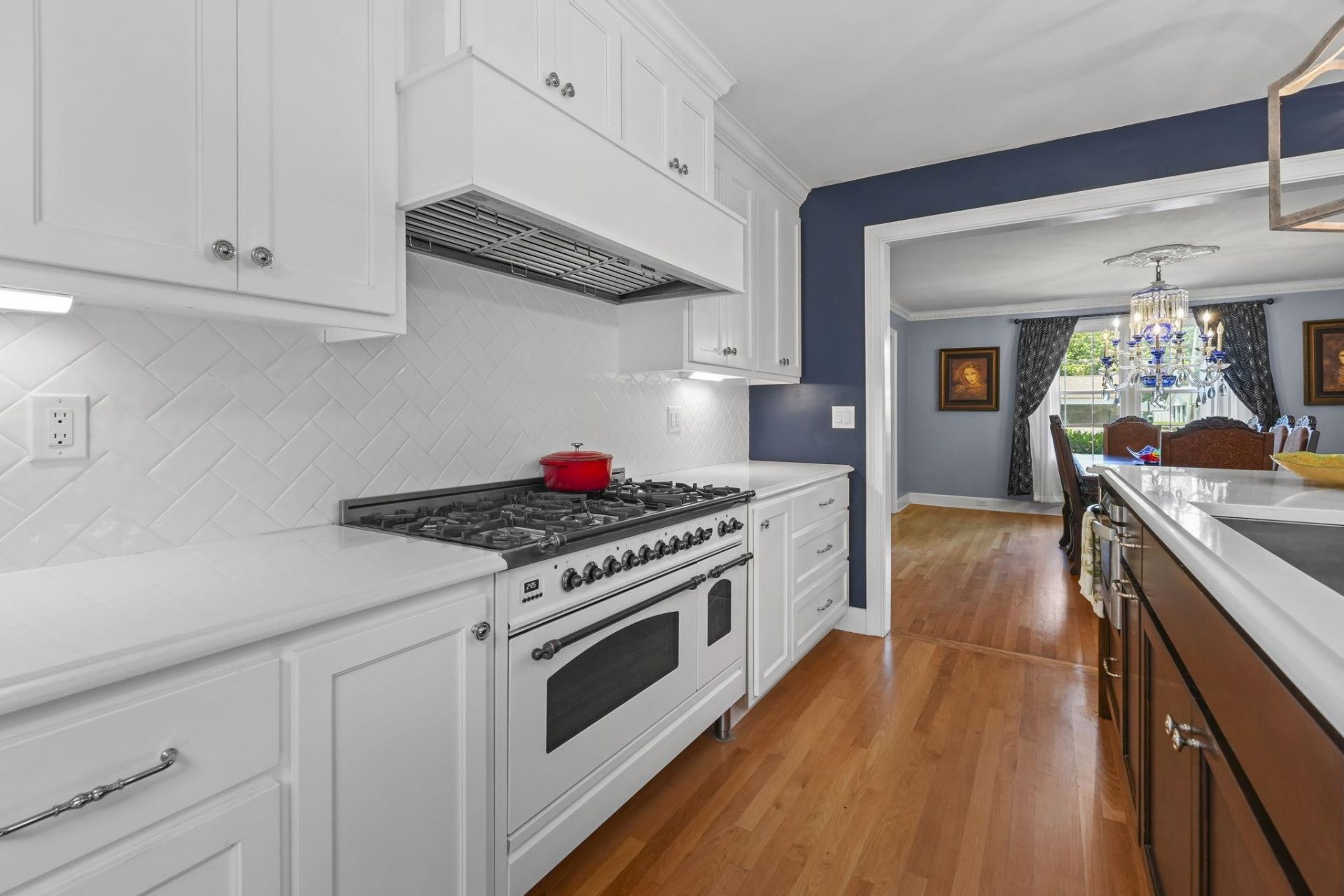 5622 Main St.  Photo 20