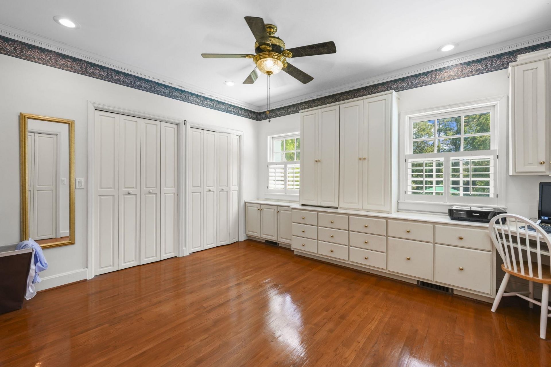 5622 Main St.  Photo 30