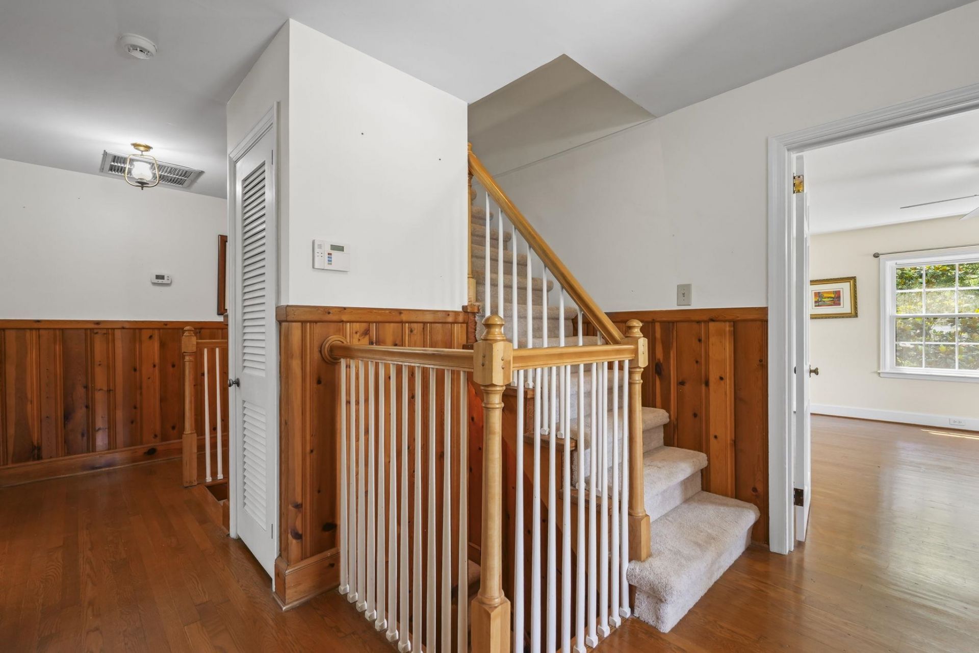 5622 Main St.  Photo 41