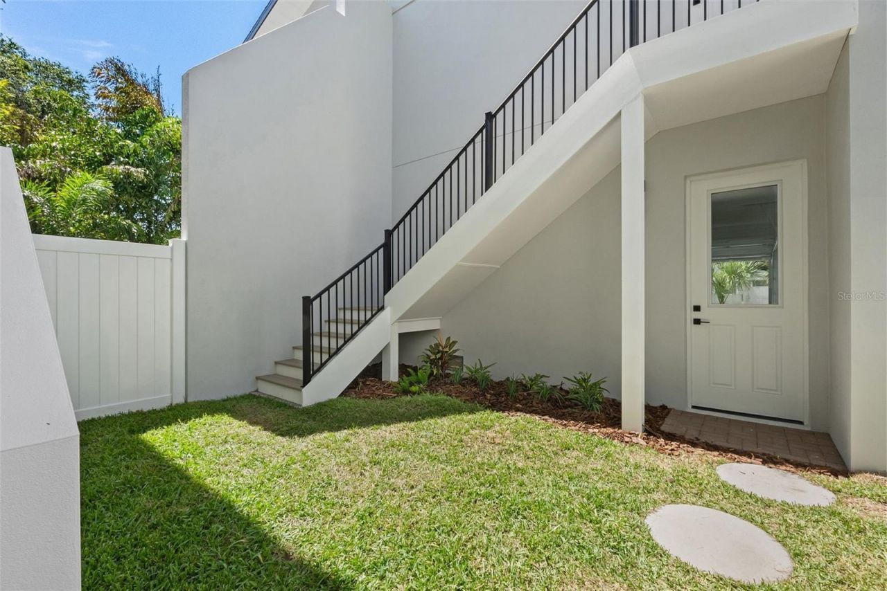 423 11th Avenue S, Saint Petersburg, FL 33701 Photo