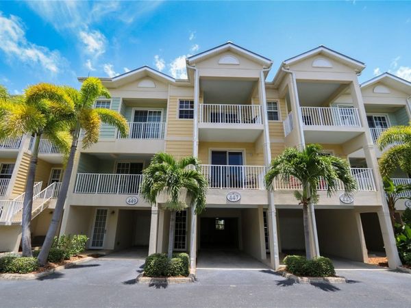 447 BAHIA BEACH BOULEVARD , RUSKIN, FL 33570