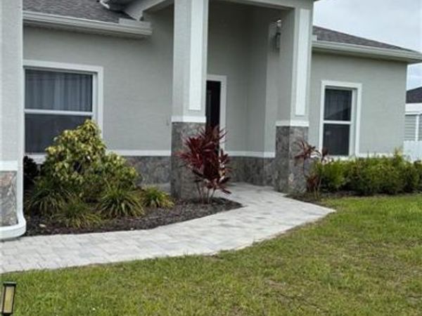 501 NW 26th TER , CAPE CORAL, FL 33993