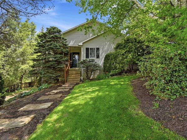 5339 Colonial Ave , Butler, PA 16001