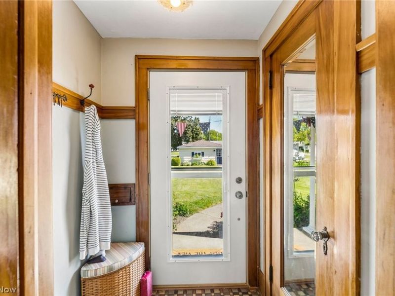 1611 E Erie Avenue, Lorain, OH 44052 Photo 7