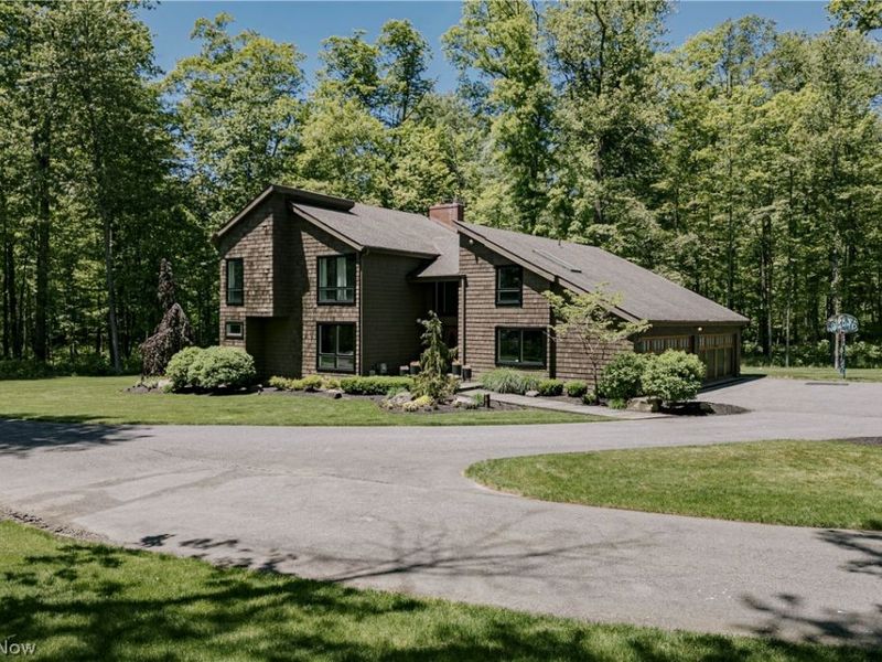 17138 Wood Acre Trail , Chagrin Falls, OH 44023 Photo 5