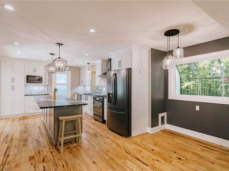 17138 Wood Acre Trail , Chagrin Falls, OH 44023 Photo 8