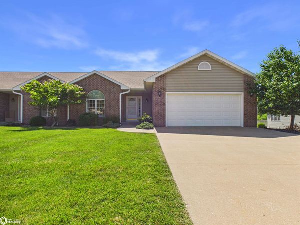 3252 Brookshire Drive, Keokuk, IA 52632