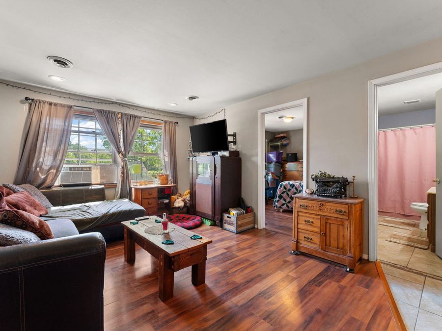 Property Image 43