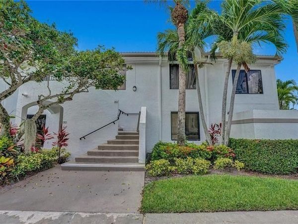 7533 Glendevon Lane, Unit 907, Delray Beach, FL 33446