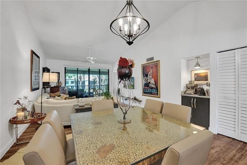 7533 Glendevon Lane, Unit 907, Delray Beach, FL 33446 Photo