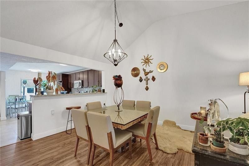 7533 Glendevon Lane, Unit 907, Delray Beach, FL 33446 Photo