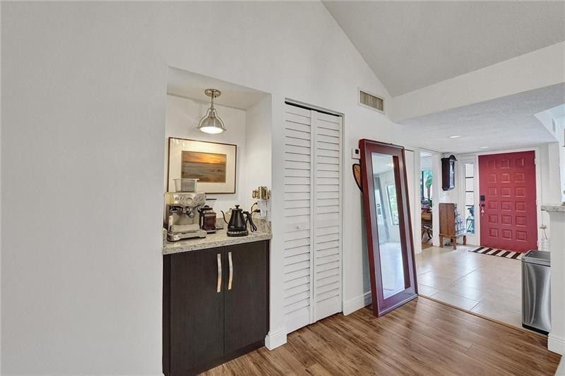 7533 Glendevon Lane, Unit 907, Delray Beach, FL 33446 Photo