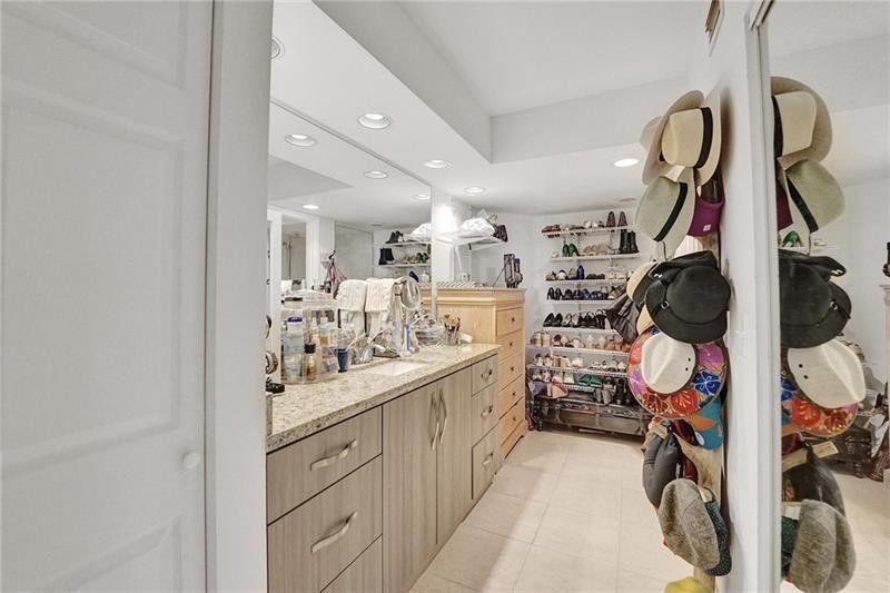 7533 Glendevon Lane, Unit 907, Delray Beach, FL 33446 Photo