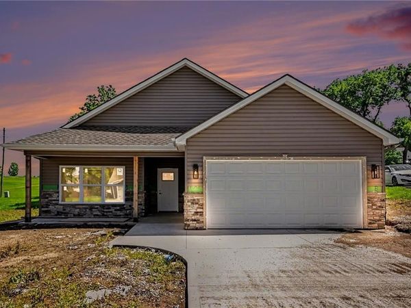 1007 Moore Drive, Plattsburg, MO 64477
