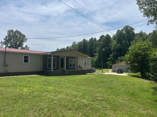 173 Charlene Lane, Genoa, WV 25517