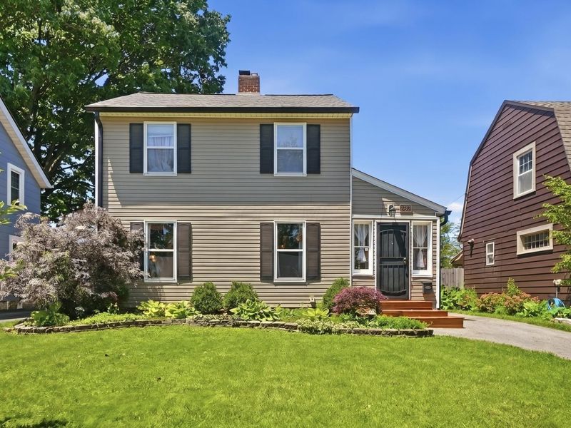 587 Wiltshire Road, Columbus, OH 43204 Photo 2