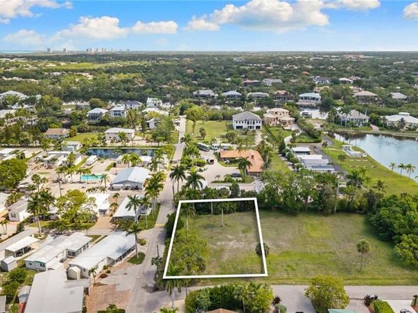 27801 Meadowlark LN , BONITA SPRINGS, FL 34134
