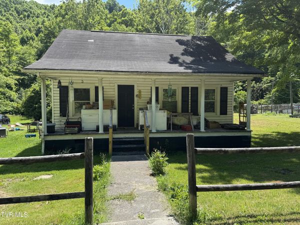 2342 Roda Road, Appalachia, VA 24216