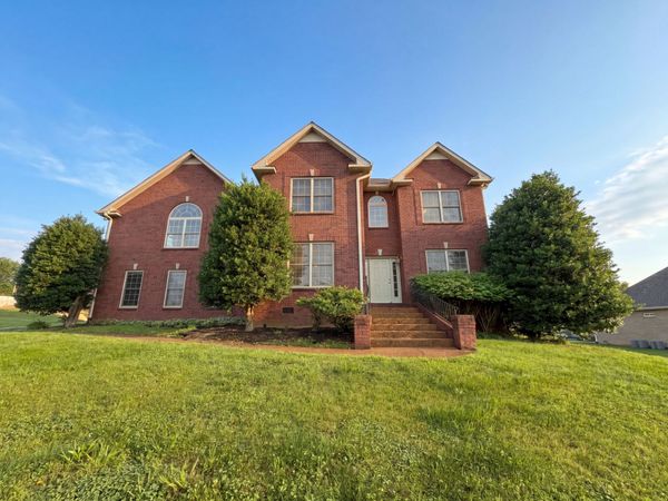 118 Pilot Knob Ln , Hendersonville, TN 37075