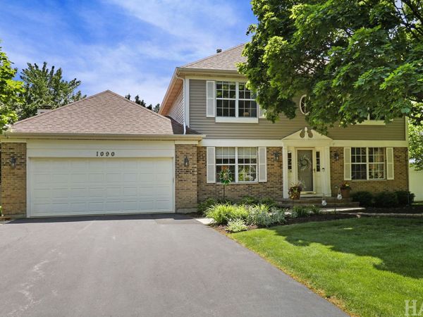 1090 WINDING GLEN Court , Carol Stream, IL 60188