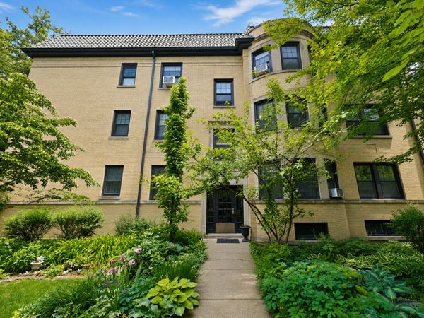 1425 W Summerdale Avenue , Unit 2AB, Chicago, IL 60640