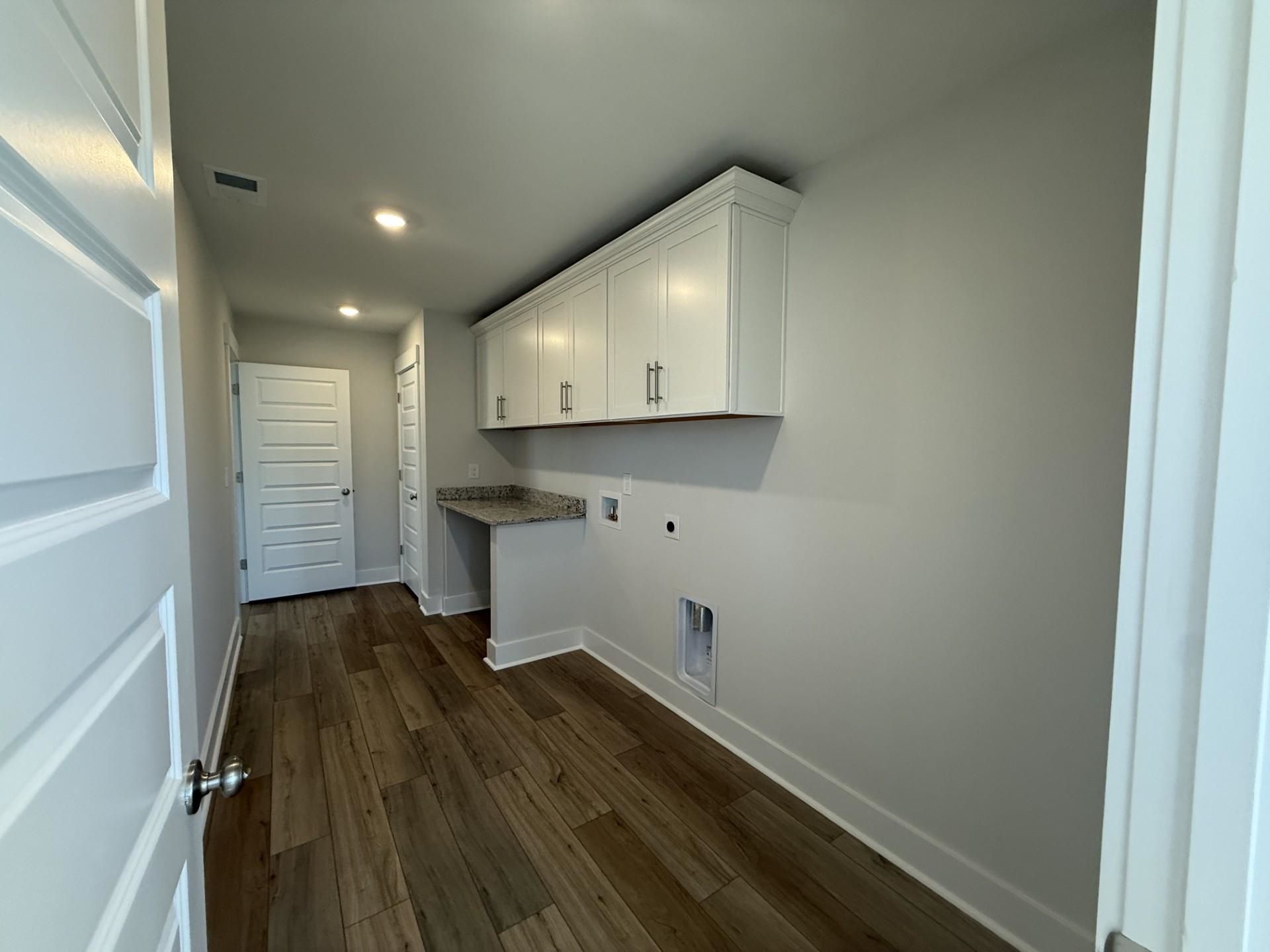 6240 Zoe Way  Photo 15