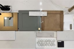 6240 Zoe Way photo 4