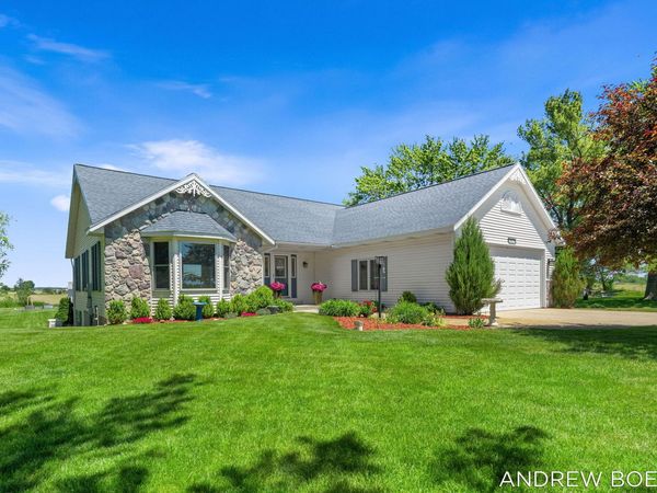 6141 Adams Street, Zeeland, MI 49464