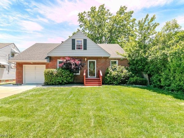 26200 Parklane Drive , Euclid, OH 44132