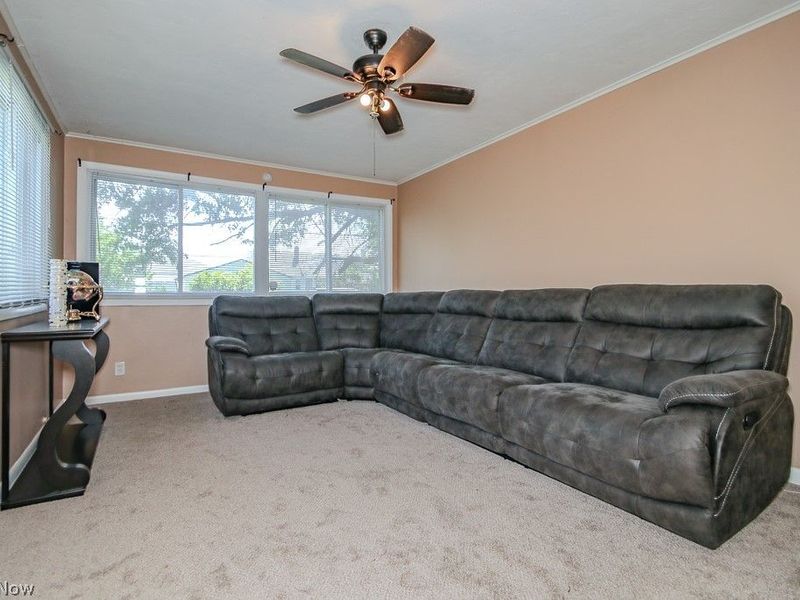 26200 Parklane Drive , Euclid, OH 44132 Photo 12