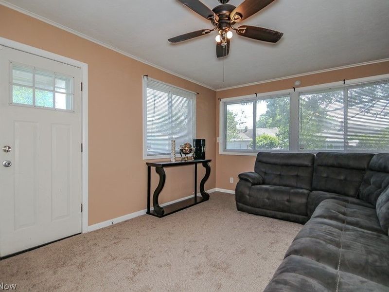 26200 Parklane Drive , Euclid, OH 44132 Photo 13