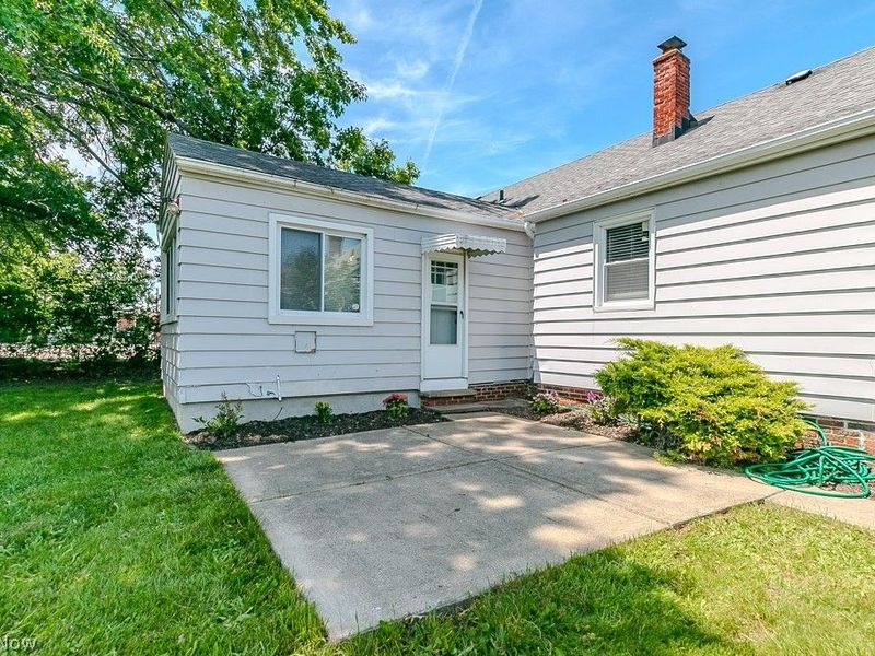 26200 Parklane Drive , Euclid, OH 44132 Photo 35
