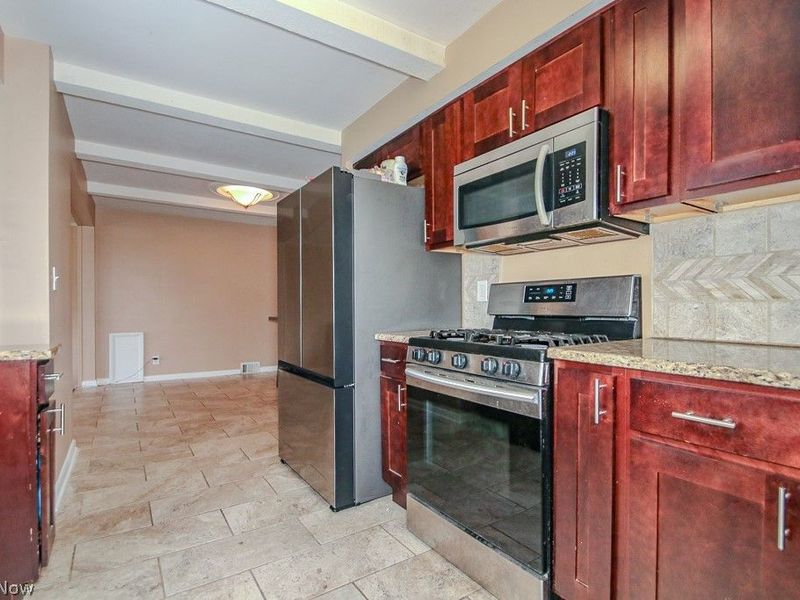 26200 Parklane Drive , Euclid, OH 44132 Photo 8
