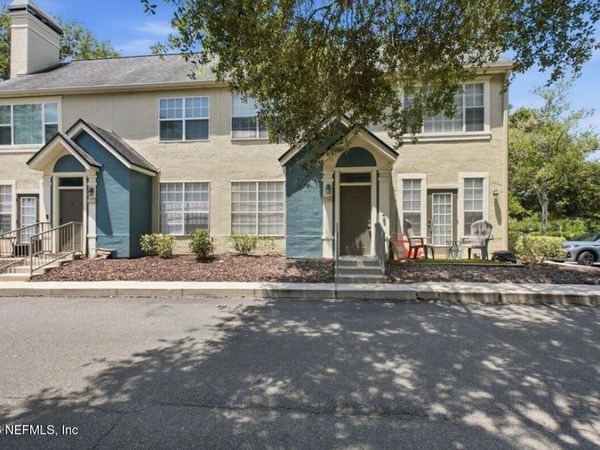 13703 RICHMOND PARK Drive N, Unit 1706, Jacksonville, FL 32224