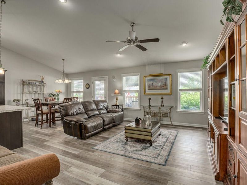 1365 Dominion Trail, Hebron, KY 41048 Photo 3